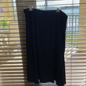 travel elements black long skirt 2x
